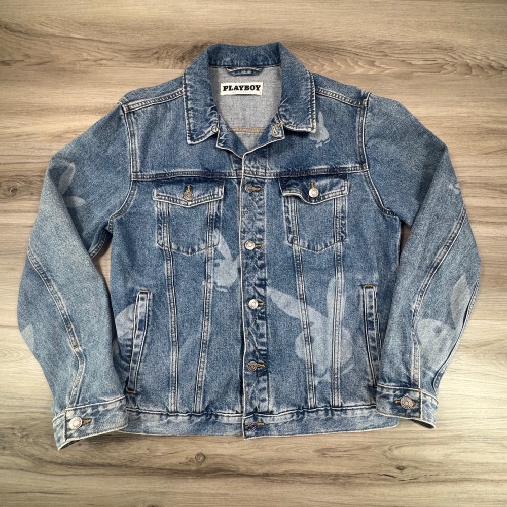 Playboy by PacSun Blue Denim Trucker Jacket Bunny Logo Print Medium Wash Mens‎ M